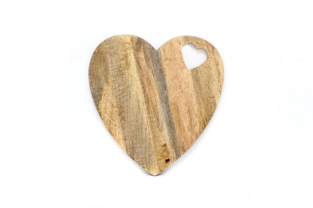 40cm Heart Shaped Wooden Chopping Board, Perfect for Cooking