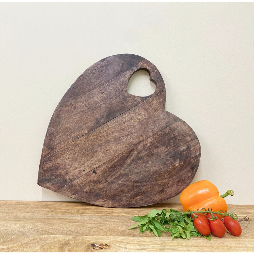 40cm Heart Shaped Wooden Chopping Board, Perfect for Cooking