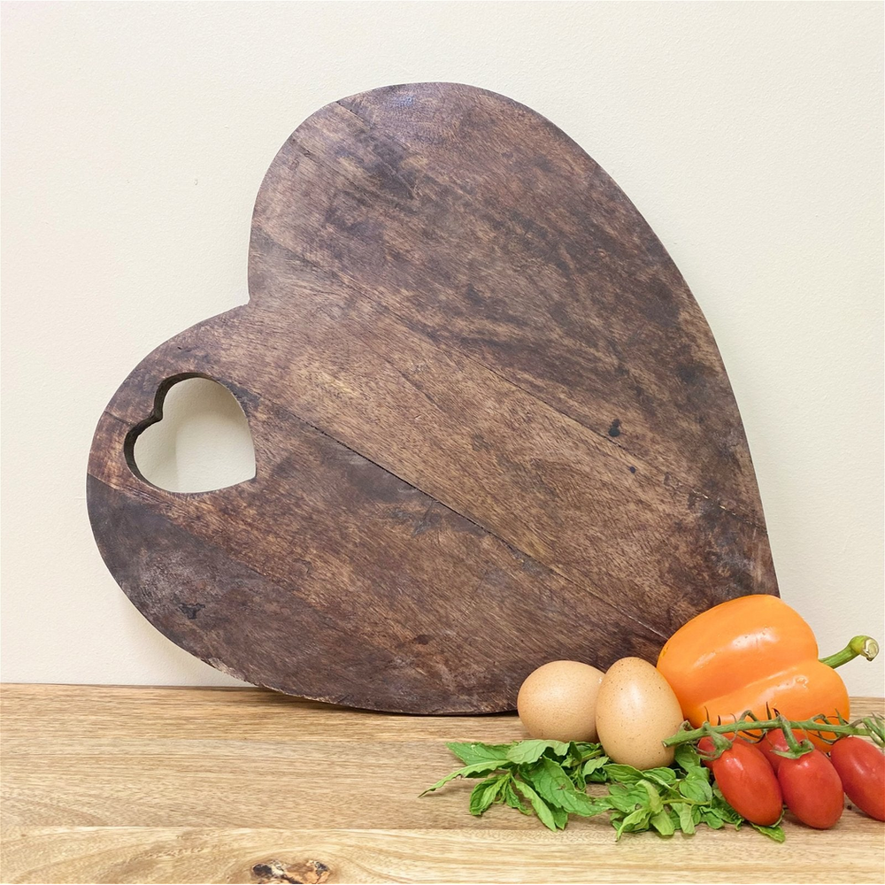 40cm Heart Shaped Wooden Chopping Board, Perfect for Cooking